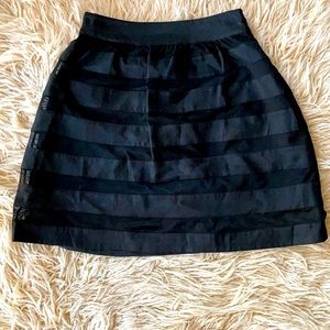 Black BeBe mesh striped skirt sz 2